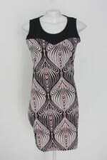 Vestido feminino preto estampado