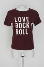 T-shirt "Love Rock And Roll" Feminina Vinho 