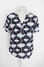 Blusa amaram feminina estampada com Barra Mullet e Recortes