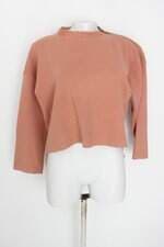 Blusa Shoulder feminina coral com Barra Mullet e Aplique