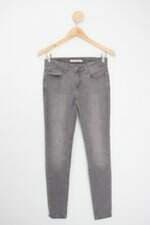 Calça jeans cinza Levi's feminina 