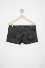 shorts feminino preto com barra italiana e pregas